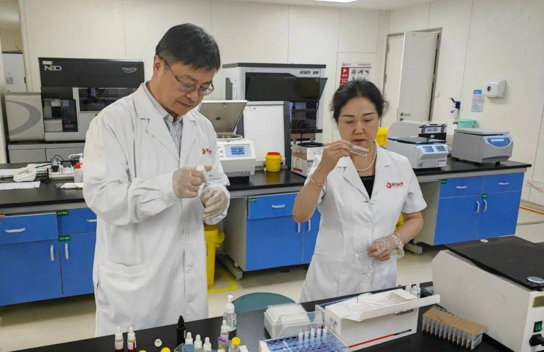 我院成功举办临床输血医学装备技术培训班，推动医学研究创新发展